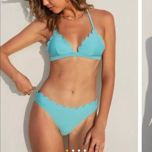 CUPSHE women’s swimsuit. Size large. NWT.